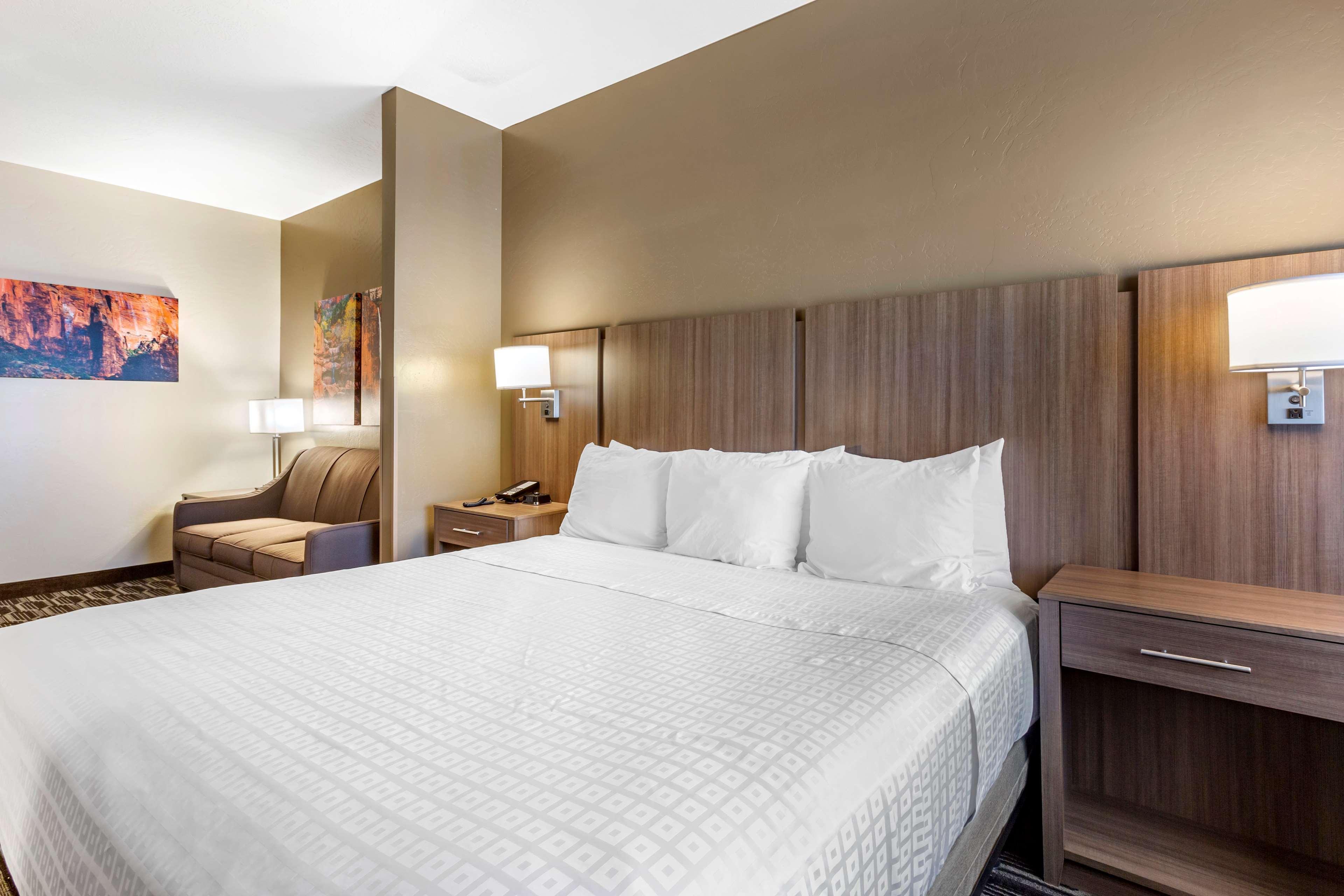 Best Western Plus Zion Canyon Inn & Suites Springdale Exterior photo