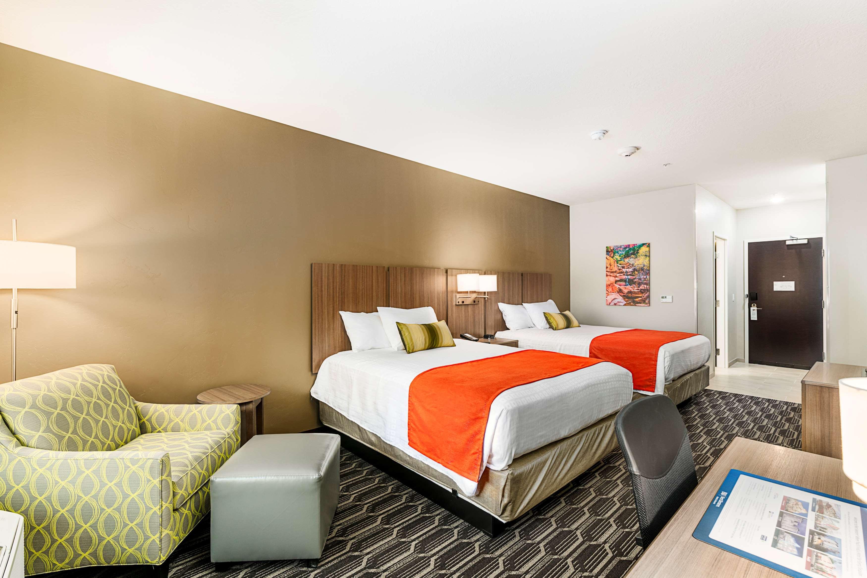 Best Western Plus Zion Canyon Inn & Suites Springdale Exterior photo