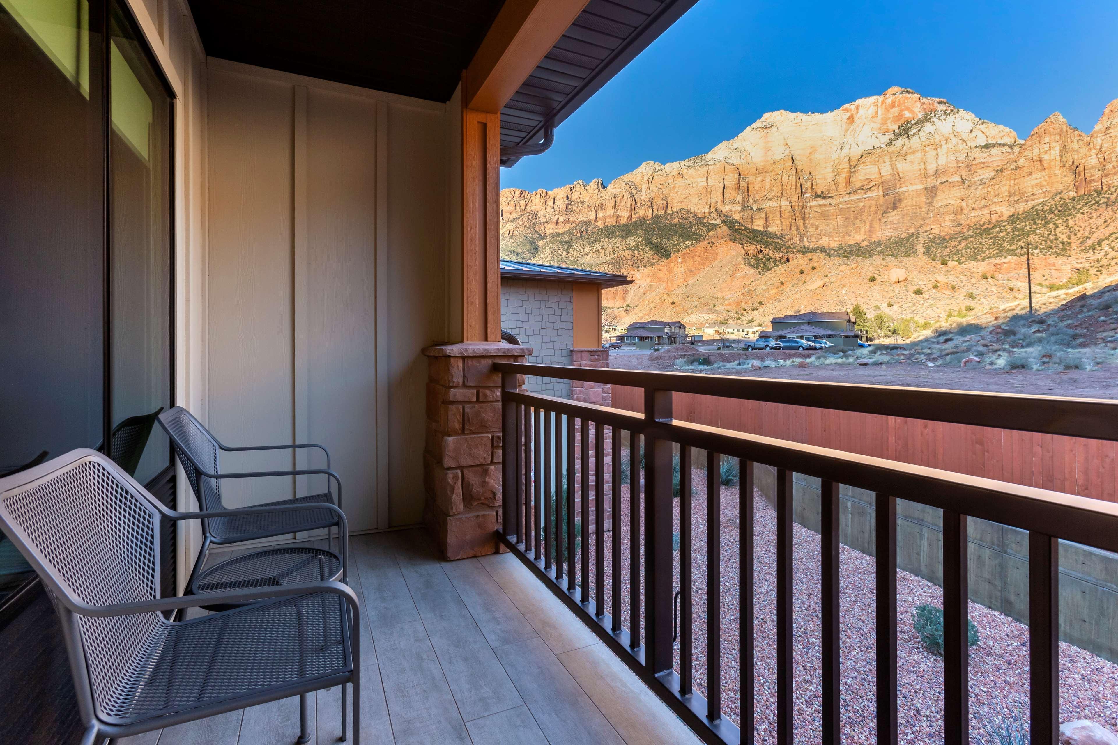 Best Western Plus Zion Canyon Inn & Suites Springdale Exterior photo